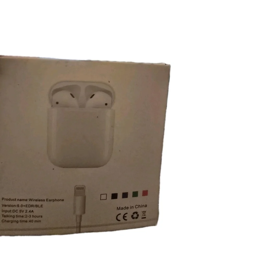 i12 Wireless Bluetooth Earbuds - White